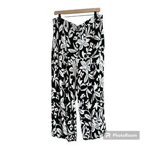 CHICOS TRAVELERS SLINKY KNIT PANTS ELASTIC WAIST BAND